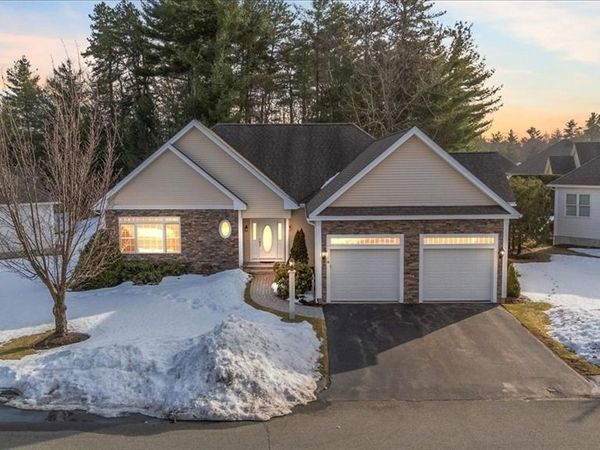 18 Stone Castle, Unit 76, Methuen, MA 01844