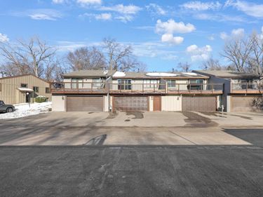 328 River Woods Lane, Burnsville, MN 55337