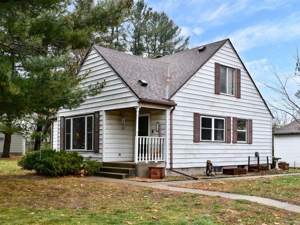 812 6th Street W, Wabasha, MN 55981