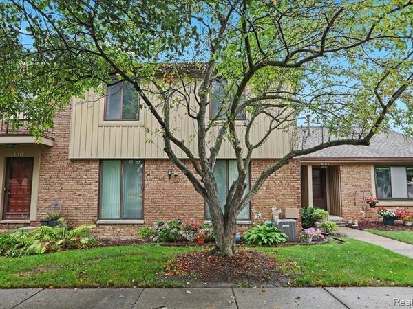 41715 Bedford Drive, CANTON, MI 48187