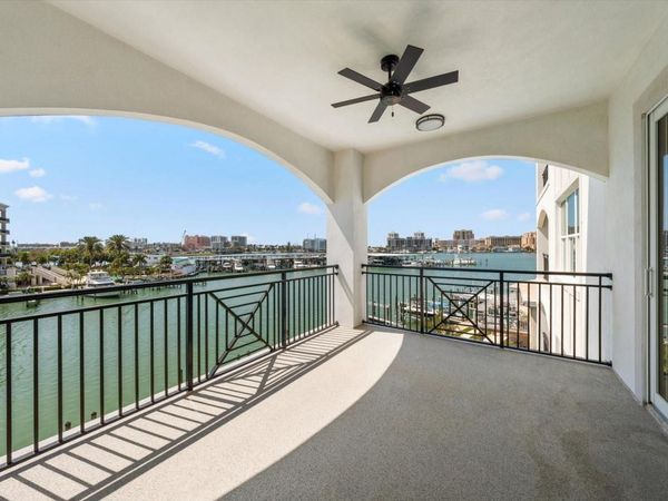 211 DOLPHIN POINT, Unit 302, CLEARWATER, FL 33767