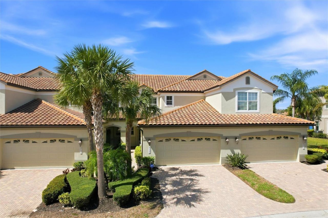 8142 Miramar Way, Lakewood Ranch, FL 34202 Photo