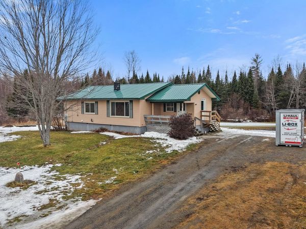 145 River Road, Milo, ME 04463