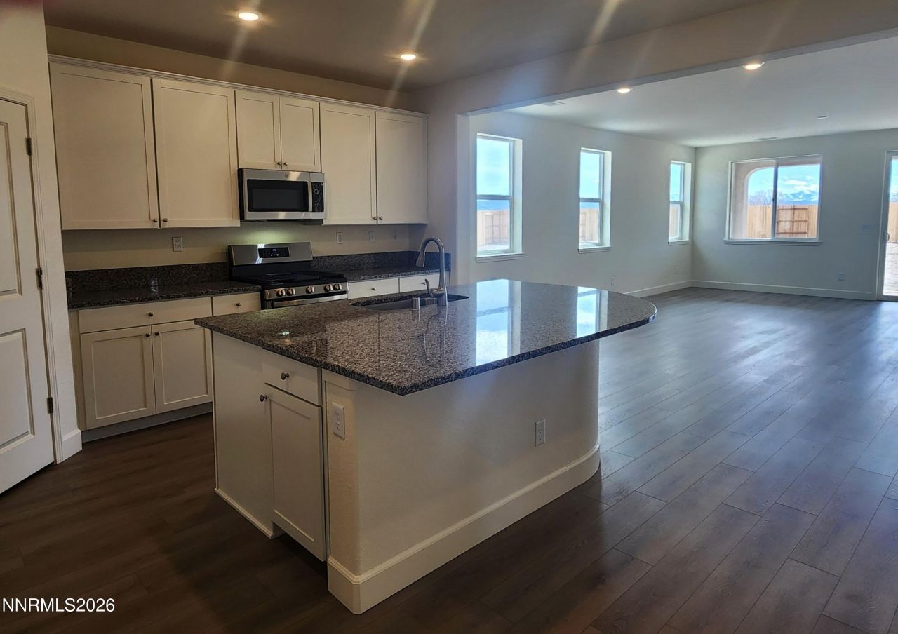 711 Daylily Lane, Minden, NV 89423 Photo