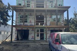 2503 Holly Dr. photo 4