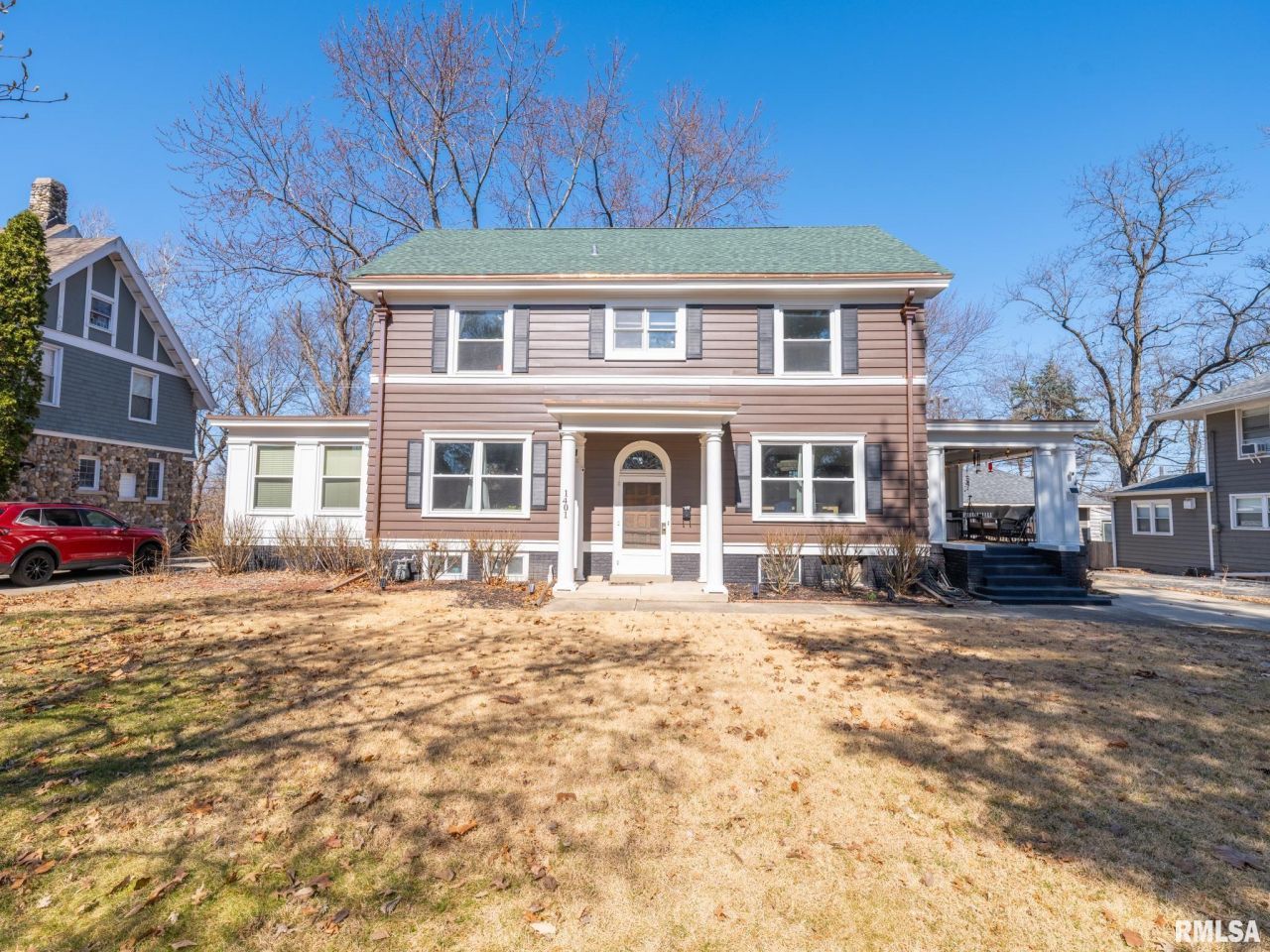 1401 W Parkside Drive, Peoria, IL 61606 Main Photo