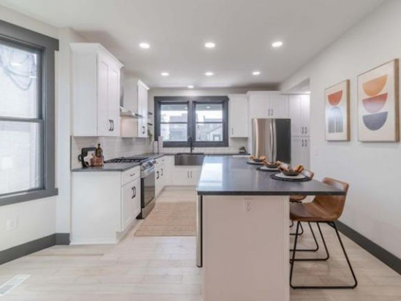 295 E 5th Avenue, Columbus, OH 43201 Photo 11