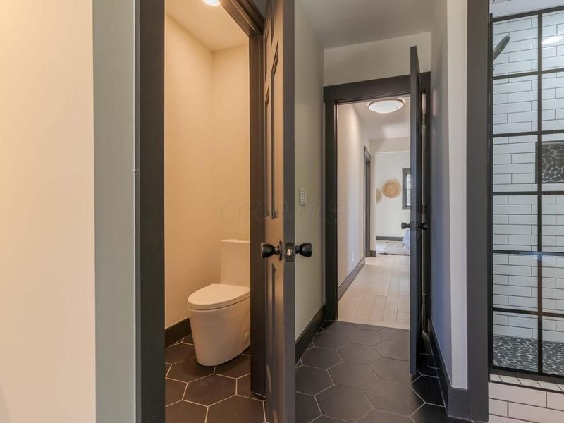 295 E 5th Avenue, Columbus, OH 43201 Photo 39