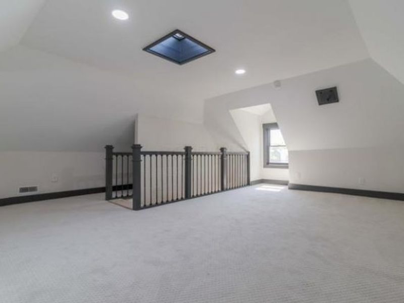 295 E 5th Avenue, Columbus, OH 43201 Photo 43