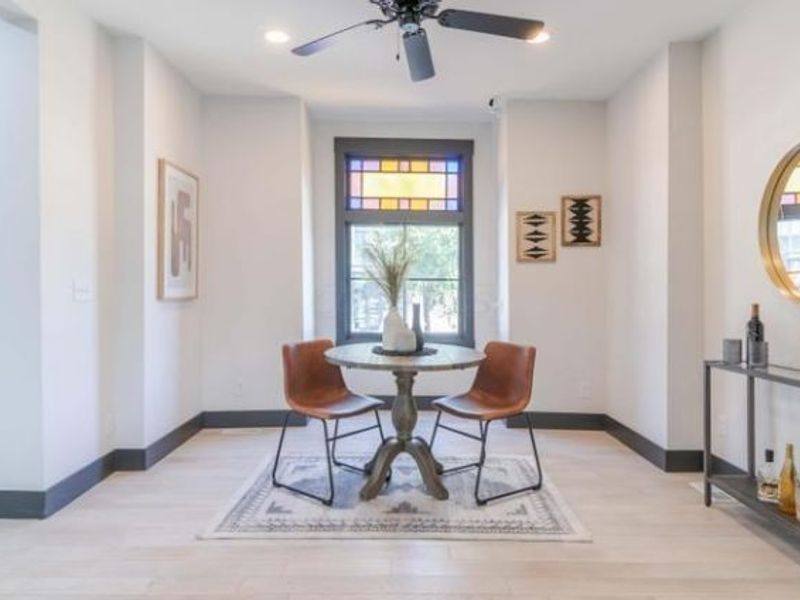 295 E 5th Avenue, Columbus, OH 43201 Photo 8