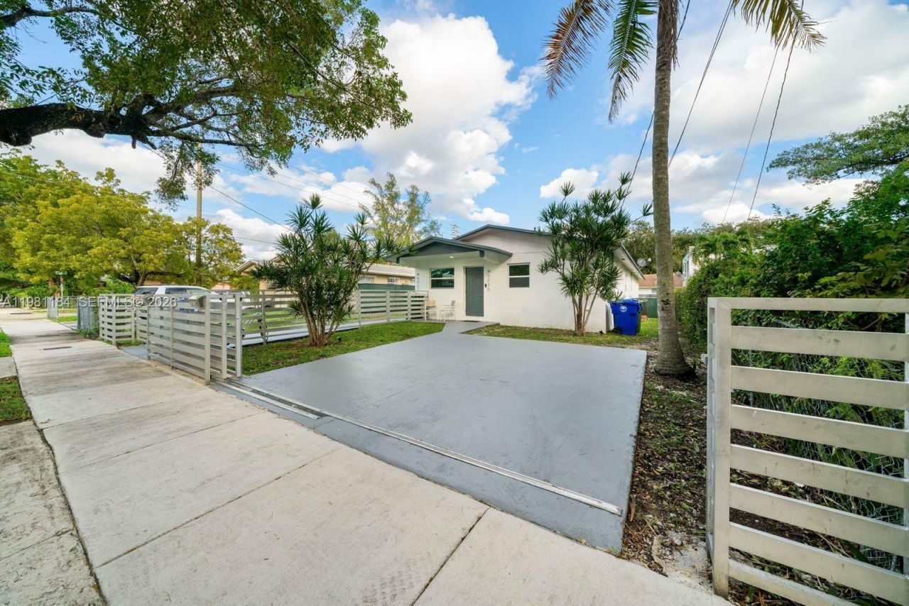 5035 NW 5th Ave., Unit ., Miami, FL 33127 Photo