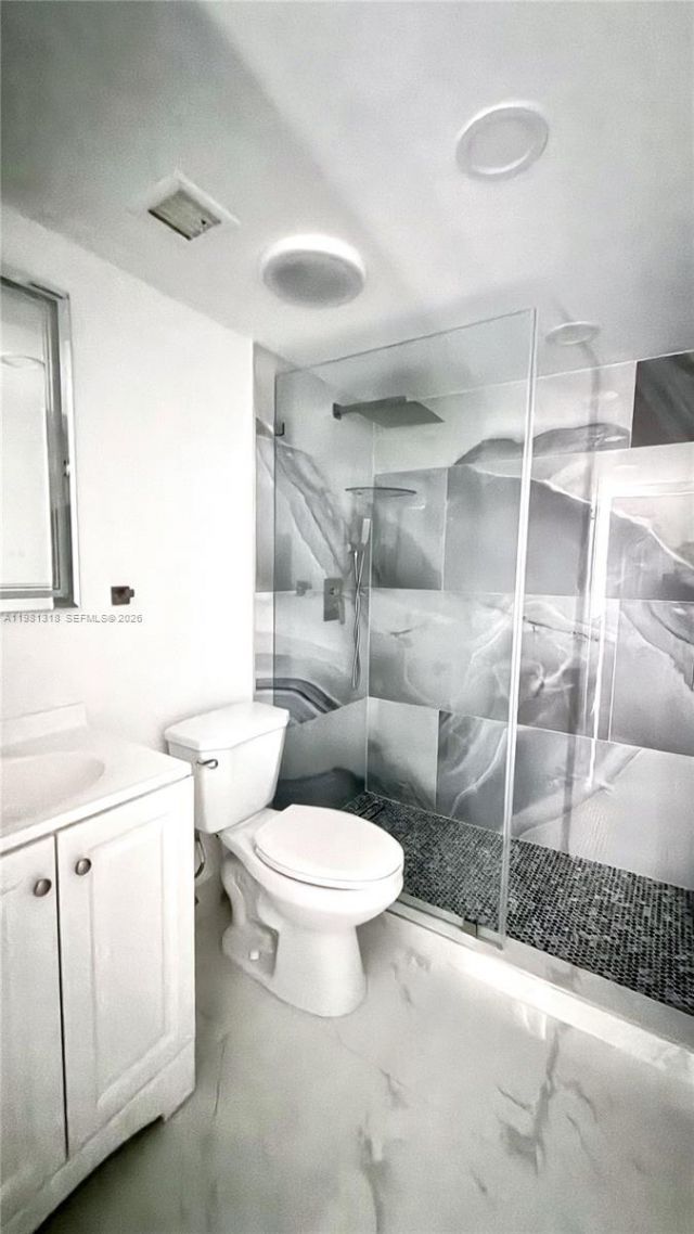 4174 Inverrary Dr, Unit 402, Lauderhill, FL 33319 Photo