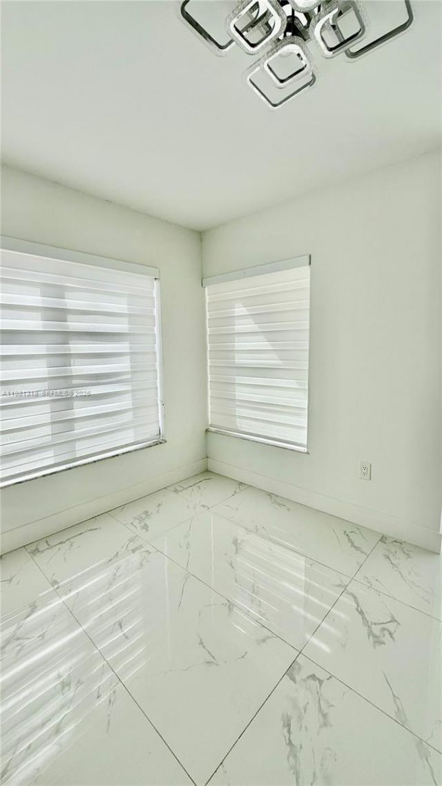 4174 Inverrary Dr, Unit 402, Lauderhill, FL 33319 Photo