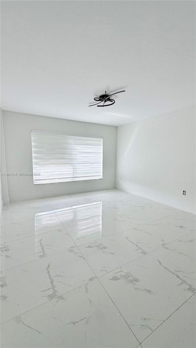 4174 Inverrary Dr, Unit 402, Lauderhill, FL 33319 Photo