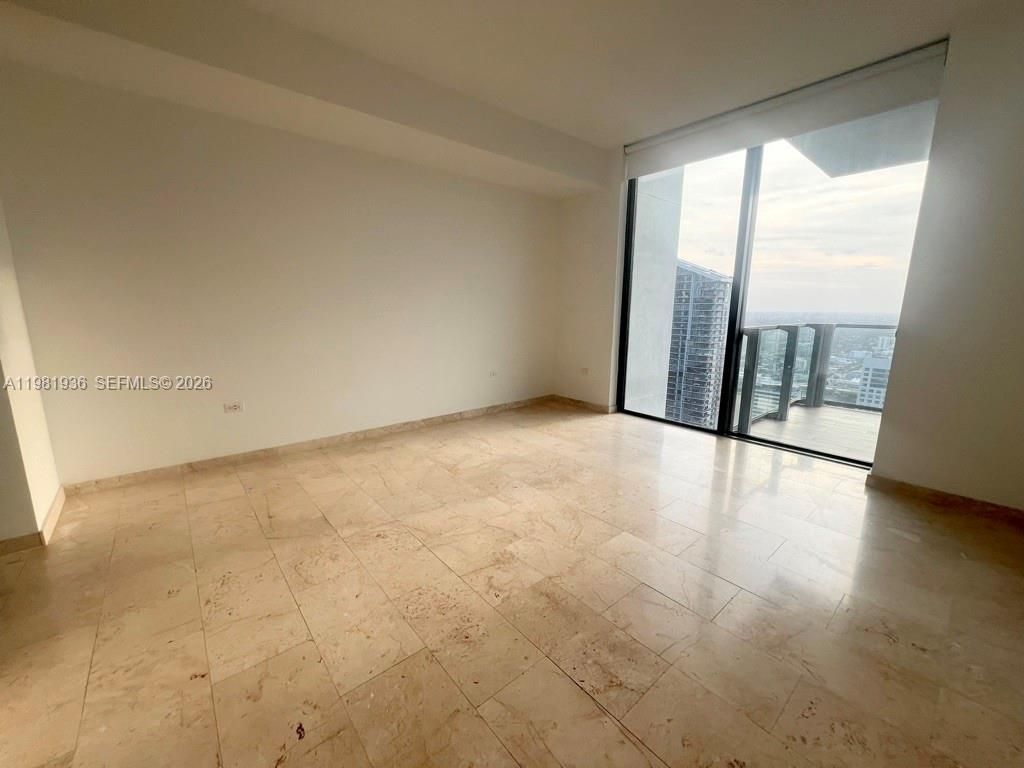 68 SE 6 , Unit 3510, Miami, FL 33131 Photo