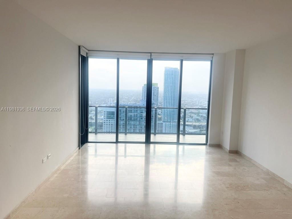 68 SE 6 , Unit 3510, Miami, FL 33131 Photo