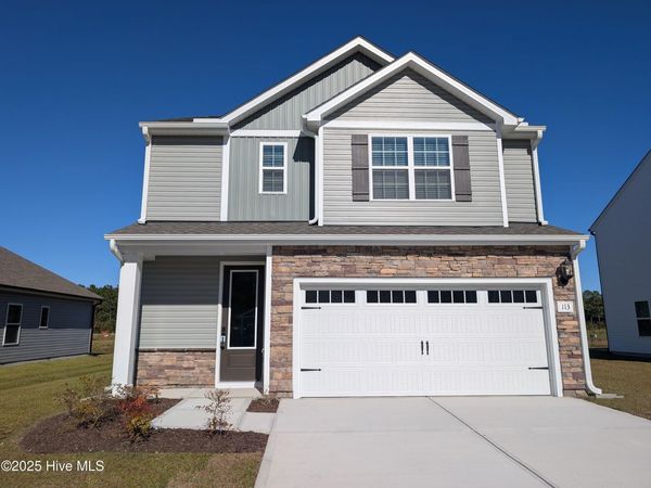 113 Umbrella Palm Drive, Hampstead, NC 28443