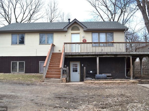 8 West Avenue W, Dundas, MN 55019