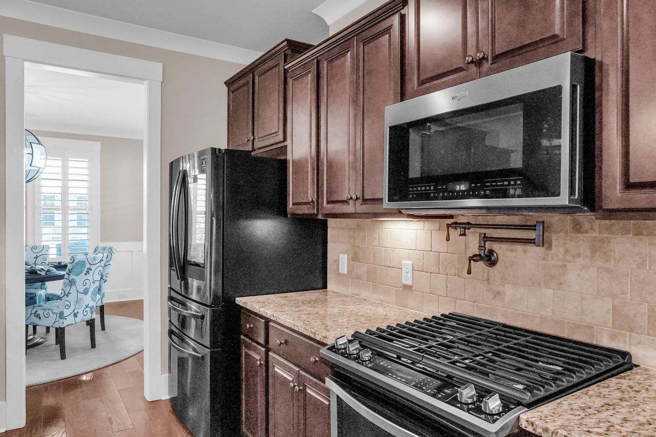 208 Springrise Lane Photo 11