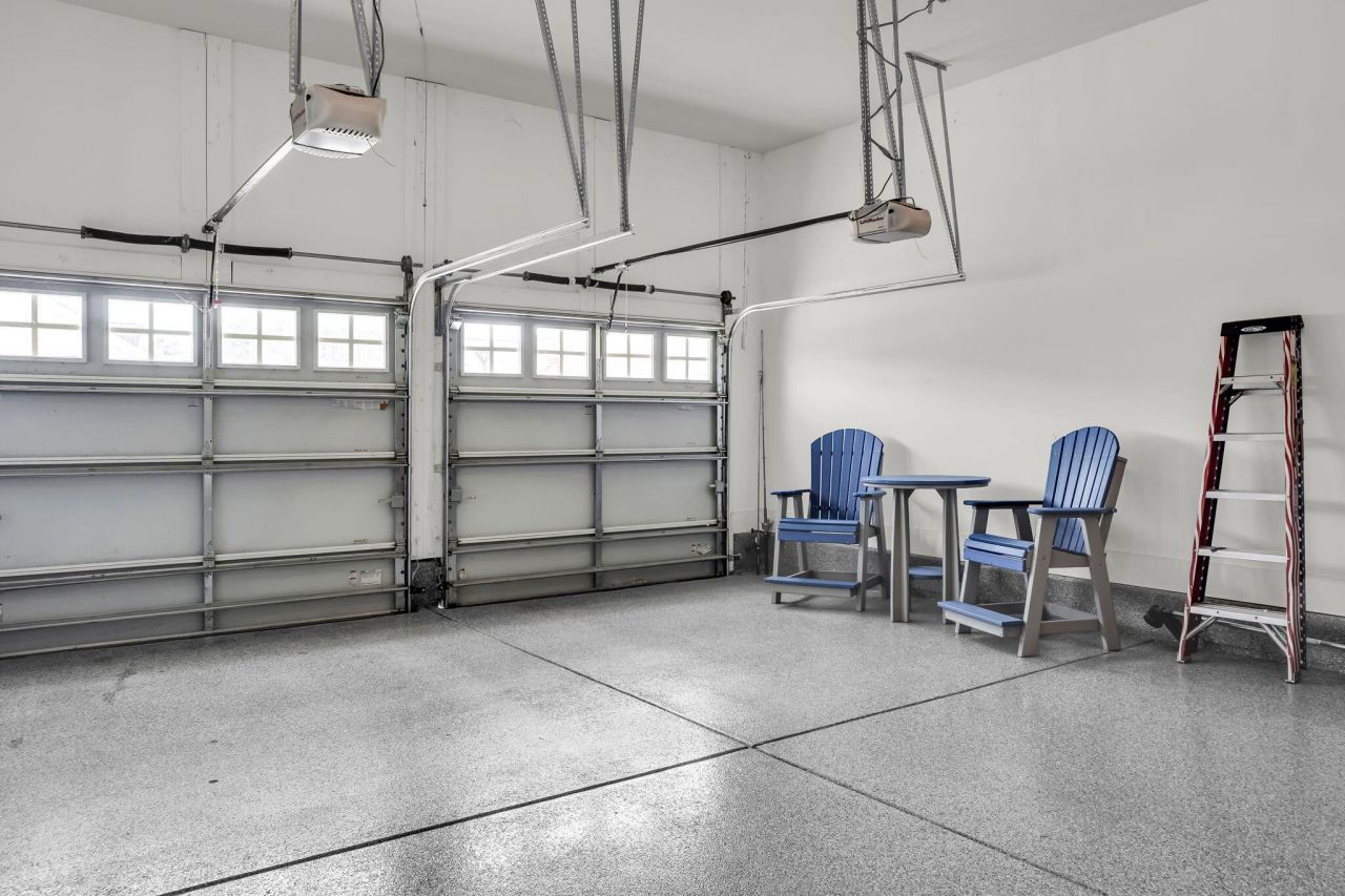 208 Springrise Lane Photo 33