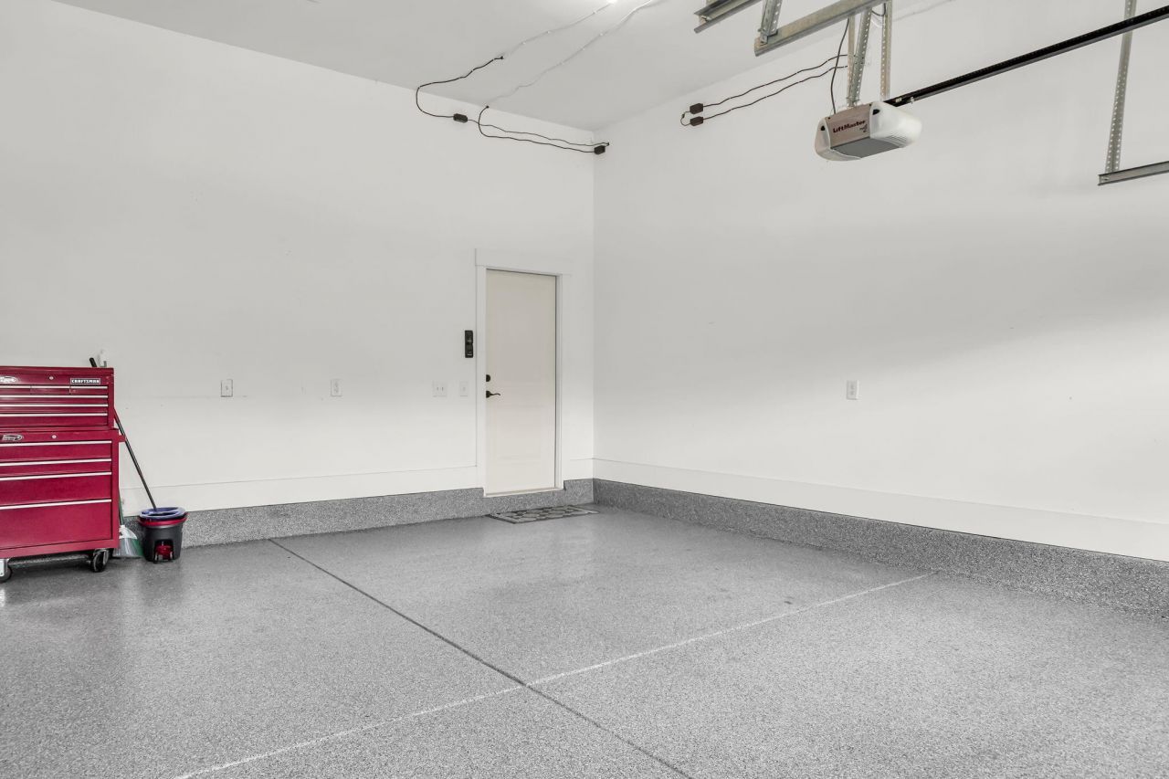 208 Springrise Lane Photo 34