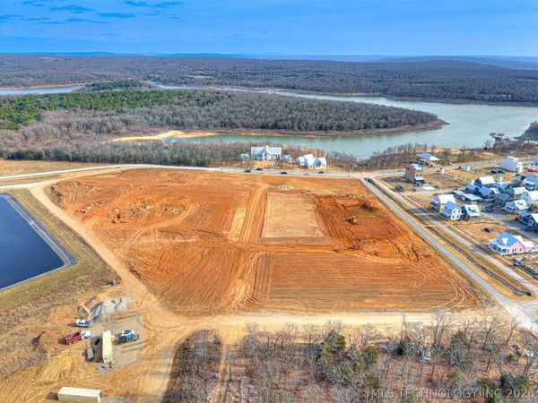 72 Boulevard , Carlton Landing, OK 74432