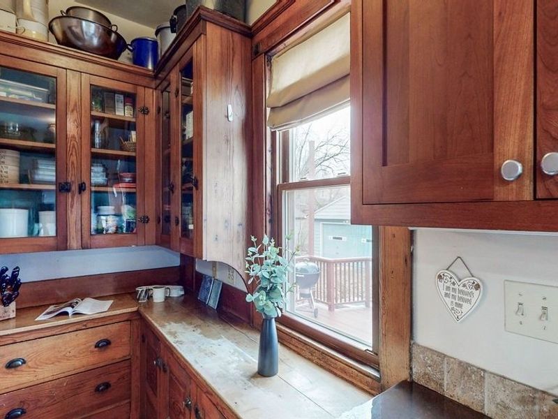 2190 Grandview Avenue , Cleveland Heights, OH 44106 Photo 12