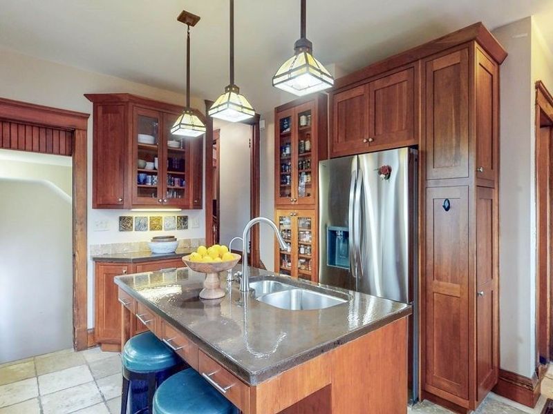 2190 Grandview Avenue , Cleveland Heights, OH 44106 Photo 14