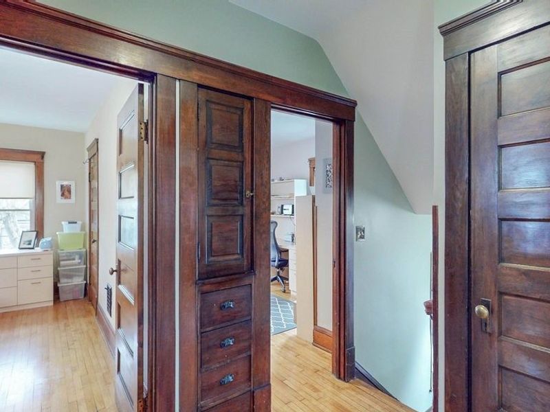 2190 Grandview Avenue , Cleveland Heights, OH 44106 Photo 22