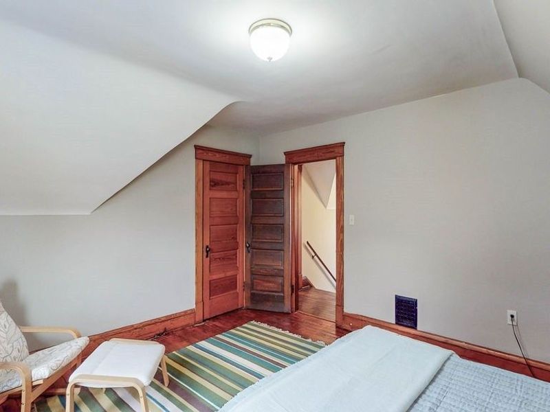 2190 Grandview Avenue , Cleveland Heights, OH 44106 Photo 29