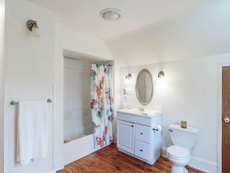 2190 Grandview Avenue , Cleveland Heights, OH 44106 Photo 31