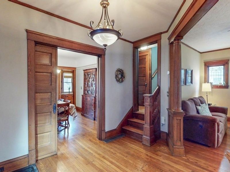 2190 Grandview Avenue , Cleveland Heights, OH 44106 Photo 5