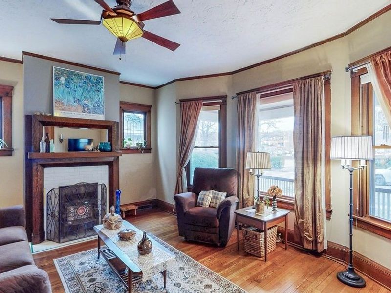 2190 Grandview Avenue , Cleveland Heights, OH 44106 Photo 7