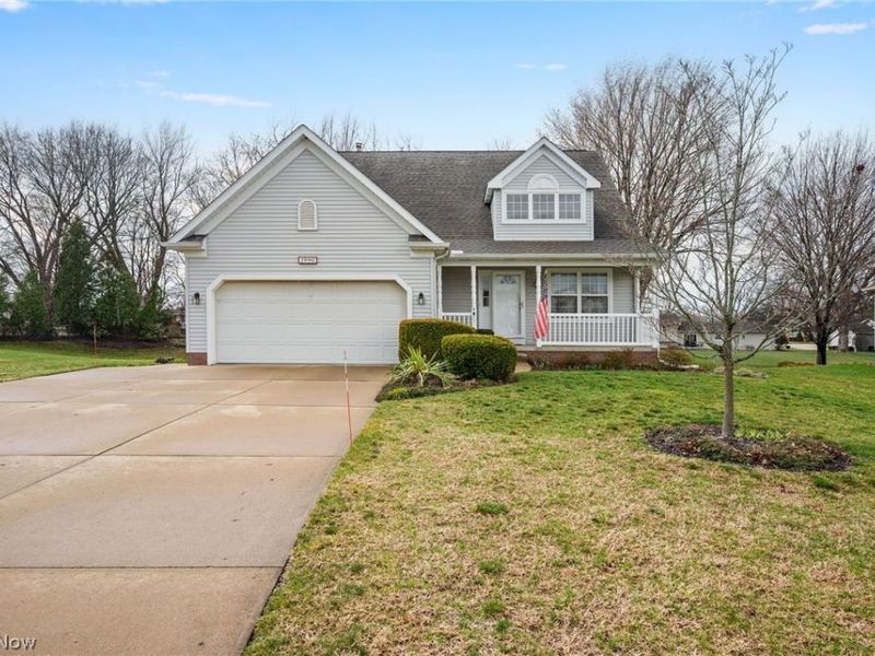 1990 Boxwood Trail , Painesville Township, OH 44077 Photo 1