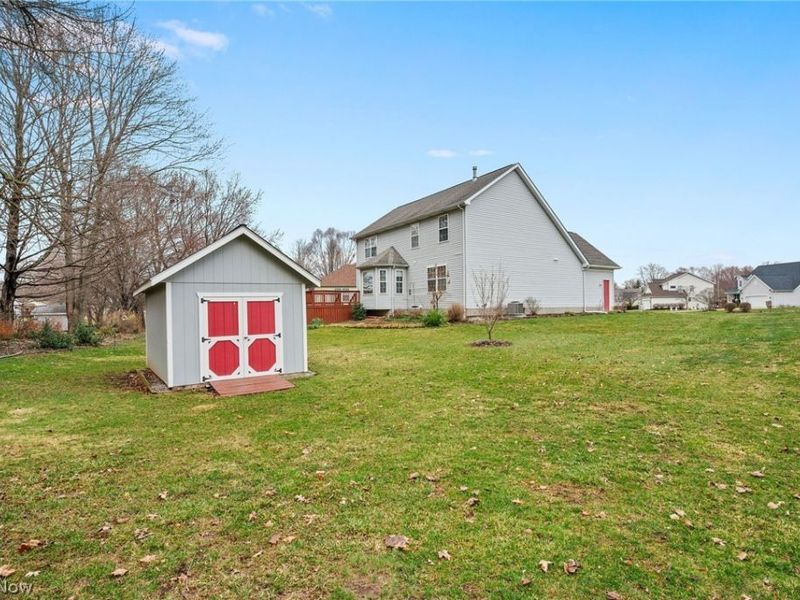 1990 Boxwood Trail , Painesville Township, OH 44077 Photo 36