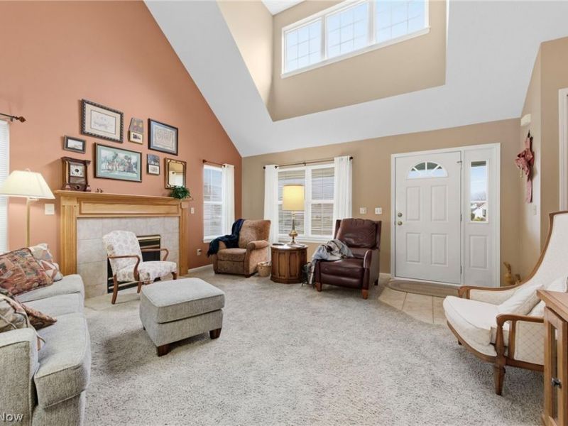 1990 Boxwood Trail , Painesville Township, OH 44077 Photo 5