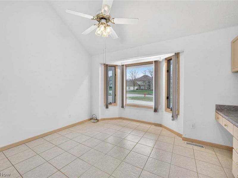 6284 S Applecross Road, Highland Heights, OH 44143 Photo 13