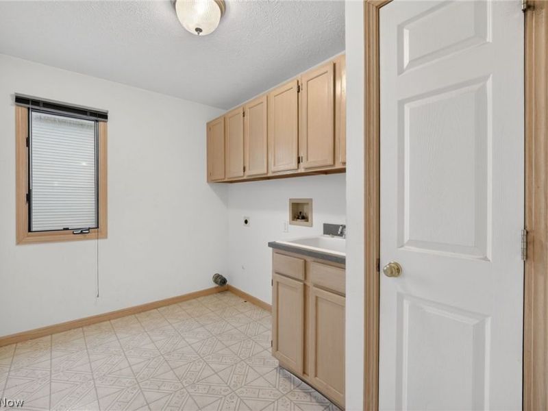 6284 S Applecross Road, Highland Heights, OH 44143 Photo 20