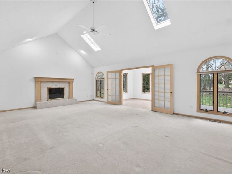 6284 S Applecross Road, Highland Heights, OH 44143 Photo 4