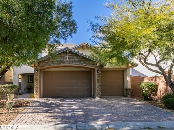 10465 Saddle Mountain Street , Las Vegas, NV 89178