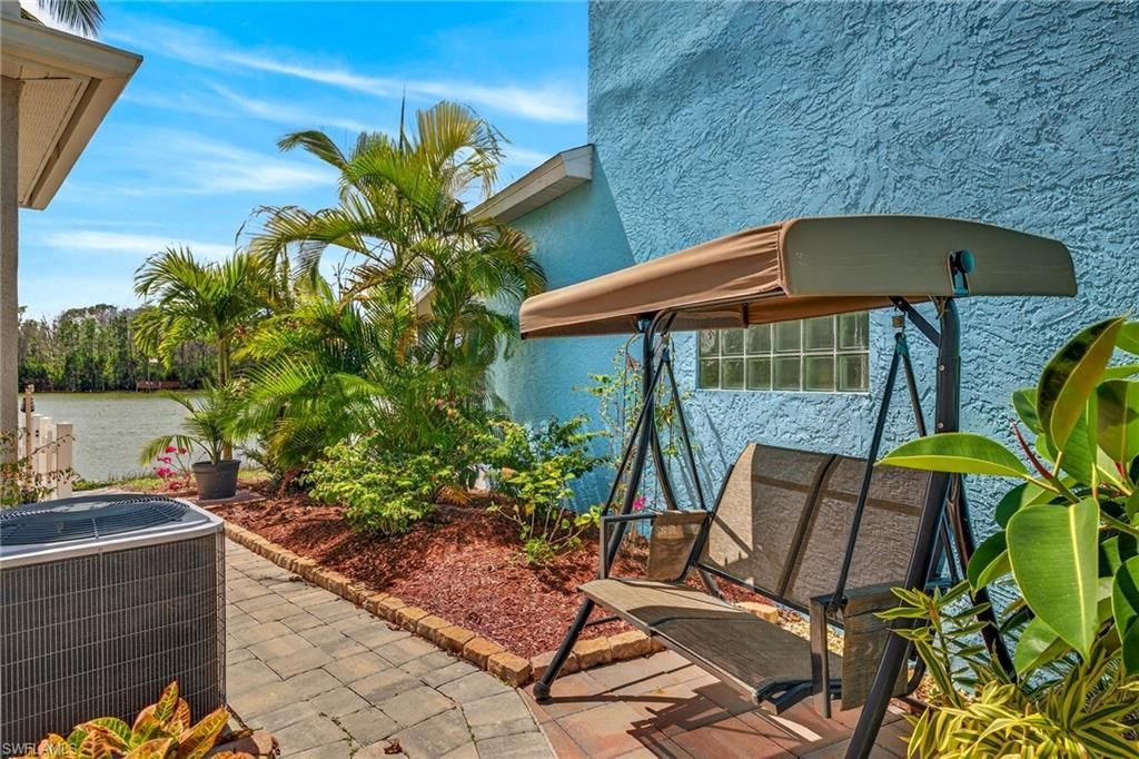 10720 Parrot Cove Cir, Estero, FL 33928 Photo