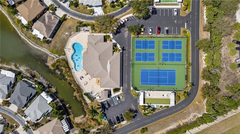 10720 Parrot Cove Cir, Estero, FL 33928 Photo