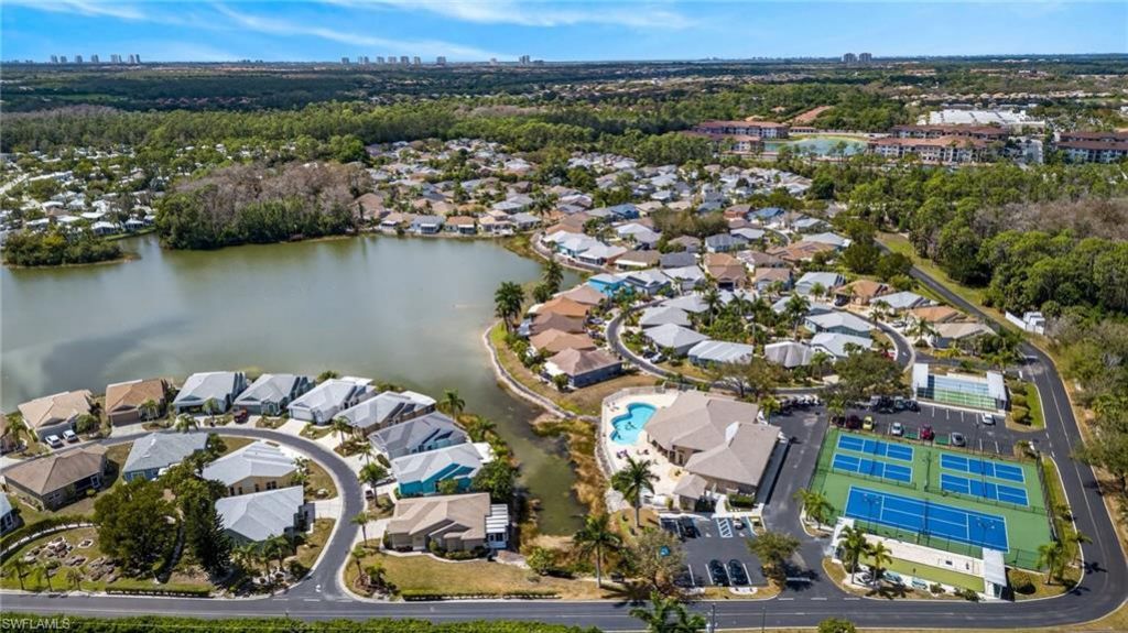 10720 Parrot Cove Cir, Estero, FL 33928 Photo