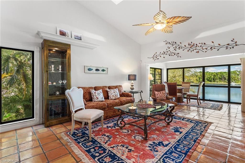 15470 Cedarwood Ln, Unit 201, Naples, FL 34110 Photo