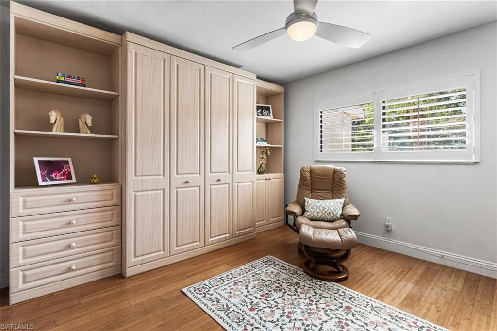 15470 Cedarwood Ln, Unit 201, Naples, FL 34110 Photo