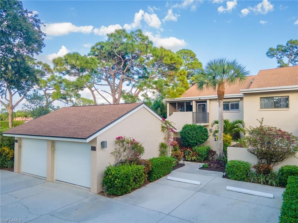 15470 Cedarwood Ln, Unit 201, Naples, FL 34110 Photo