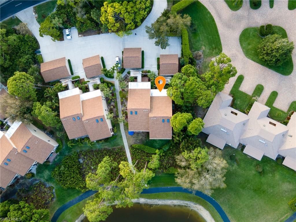 15470 Cedarwood Ln, Unit 201, Naples, FL 34110 Photo