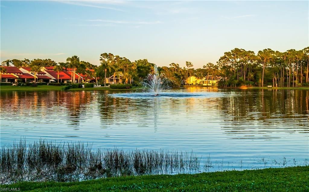 15470 Cedarwood Ln, Unit 201, Naples, FL 34110 Photo