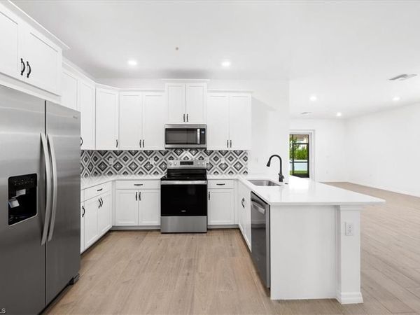 1123 Tranquil Brook DR, NAPLES, FL 34114