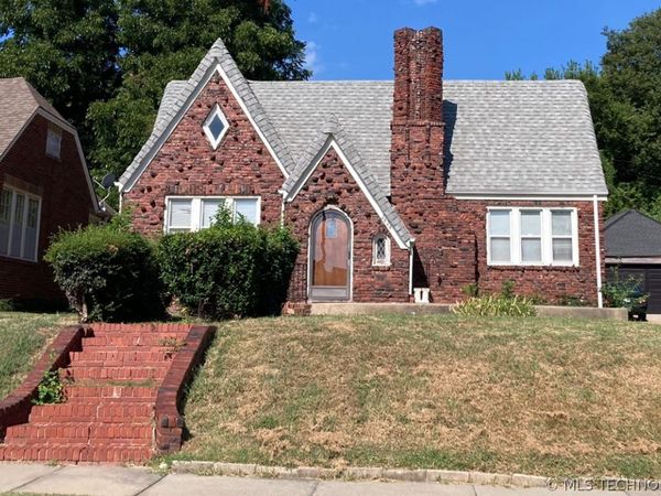 2424 N Boston Avenue, Tulsa, OK 74106